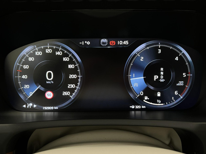 Volvo XC90 B5 AWD INSCRIPTION AUT CZ