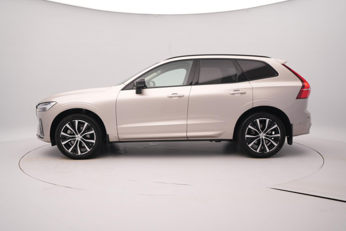 Volvo XC60 B4 AWD PLUS DARK AUT 1. maj.