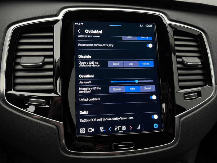 Volvo XC90 B5 AWD PLUS DARK 7MÍST AUT CZ