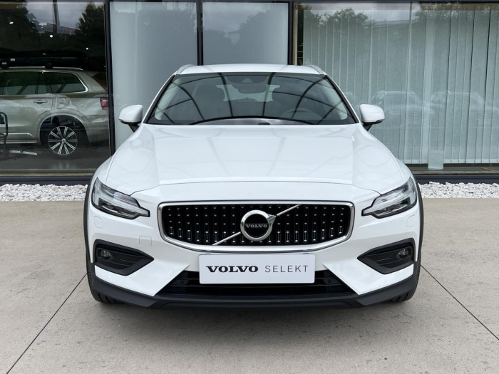 Volvo V60 CROSS COUNTRY B4 AWD Aut 1.maj