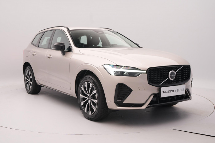Volvo XC60 B4 AWD PLUS DARK CZ 1.maj