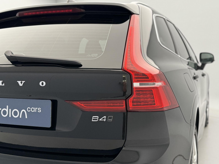 Volvo XC60 B4 AWD MOMENTUM PRO AUT 2.0 Momentum