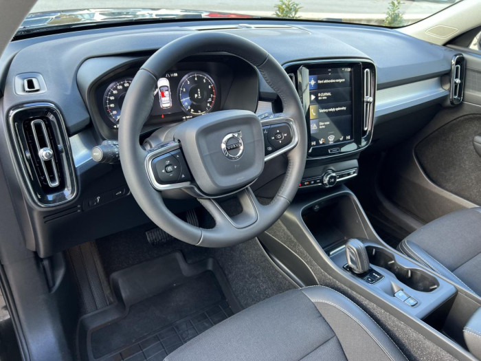 Volvo XC40 T3 MOMENTUM Aut 1.maj. 1.5 Momentum