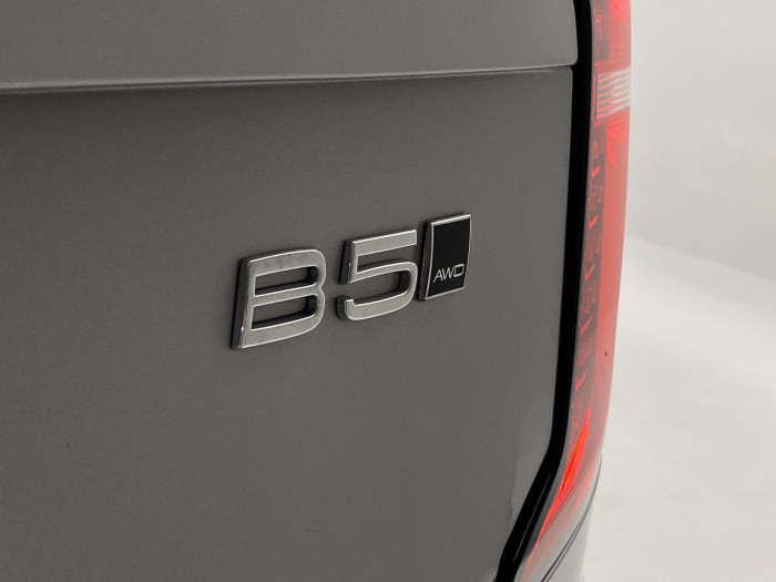 Volvo XC90 B5 AWD DARK PLUS AUT CZ 7míst