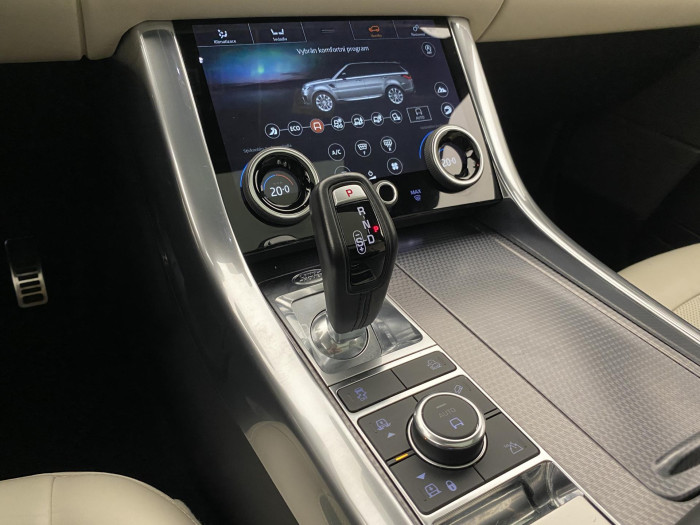 Land Rover Range Rover Sport 4.4 SDV8 AWD HSE REZERVACE