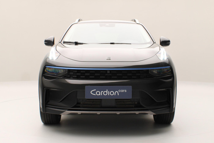 Lynk & Co 01 PHEV DCT AUT 1.maj