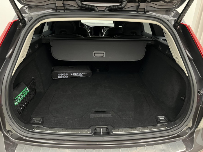 Volvo V60 CC B5 AWD PLUS BRIGHT AUT
