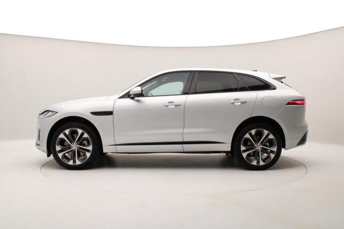 Jaguar F-Pace P400e R-DYNAMIC SE REZERVACE 2.0 Dynamic SE