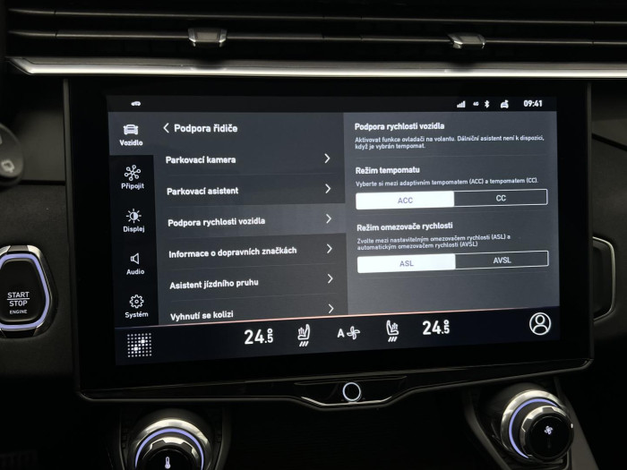 Lynk & Co 01 HEV Aut