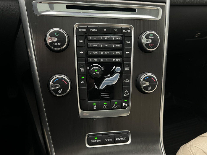 Volvo XC60 D4 AWD SUMMUM 2.4 d Summum