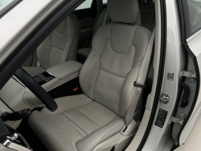 Volvo V90 T6 AWD RECHARGE INSCRIPTION CZ