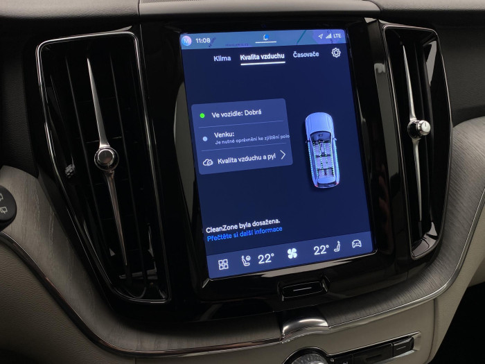 Volvo XC60 B5 AWD DARK PLUS AUT CZ