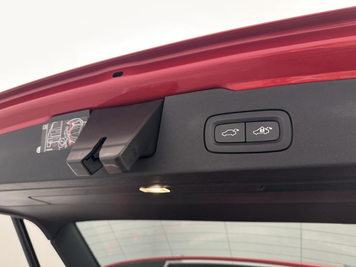 Volvo V60 T6 AWD R-DESIGN POLESTAR