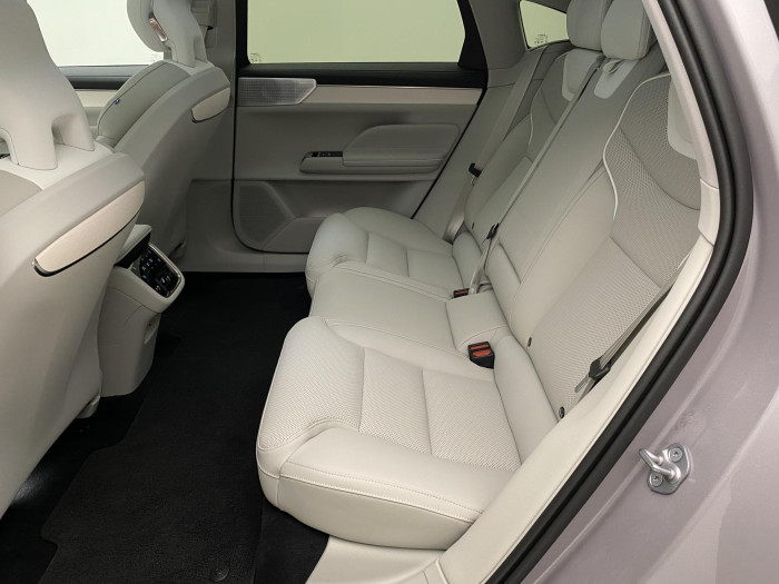 Volvo ES90 PURE ELECTRIC ULTRA