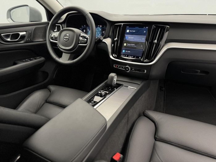 Volvo V60 CC B5 AWD PLUS BRIGHT 1.maj