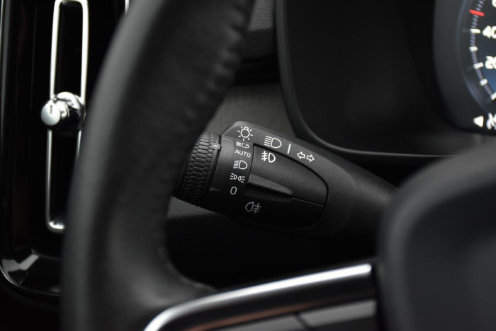 Volvo XC40 D3 INSCRIPTION AUT REZERVACE 2.0 d
