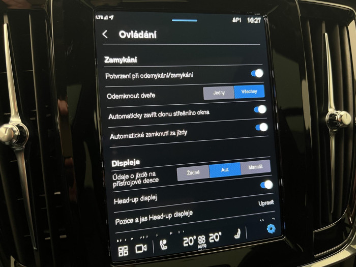 Volvo V90 CC B5 AWD ULTIMATE Rezervace 2.0 CC CC