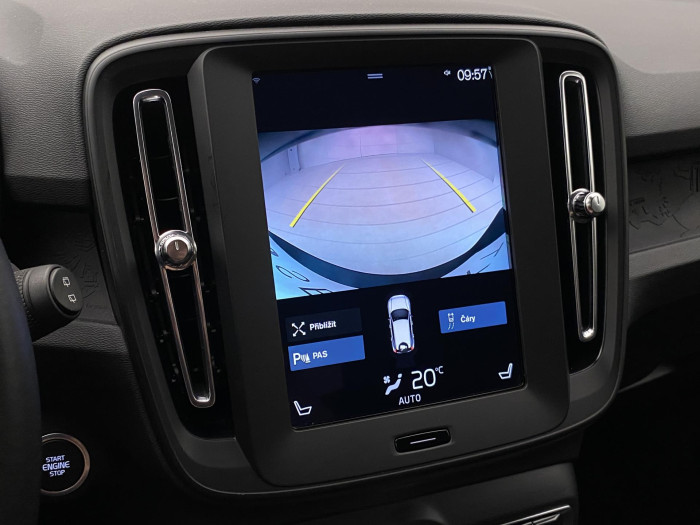Volvo XC40 T2 CORE NAVIGACE 1.maj