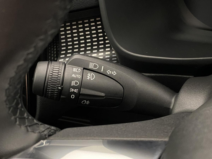 Volvo XC40 B4 AWD BRIGHT PLUS REZERVACE 2.0 Plus