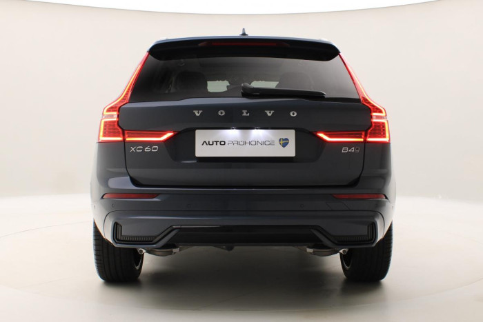 Volvo XC60 B4 AWD AUT DARK ULTIMATE