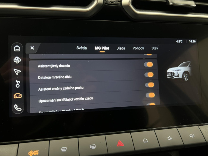 MG ZS 1.5 EXCITE CZ 1.maj.