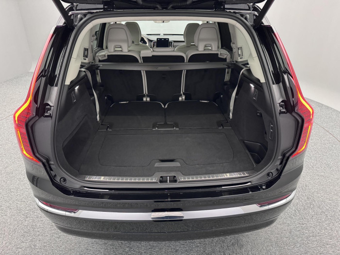 Volvo XC90 B5 AWD AUT BRIGHT ULTRA 7 míst