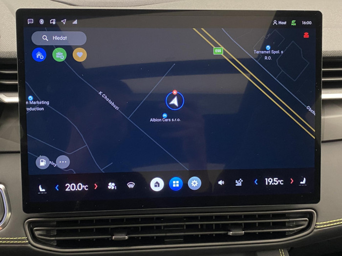 Lynk & Co 01 01 MORE PHEV