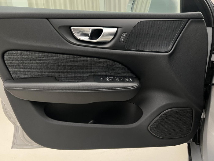 Volvo V60 B3 CORE AUT 1.maj.