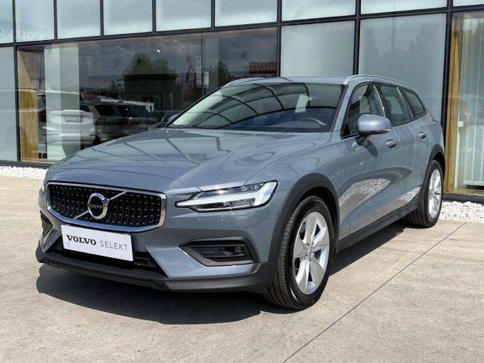 Volvo V60 CROSS COUNTRY B4 AWD Aut 1.maj