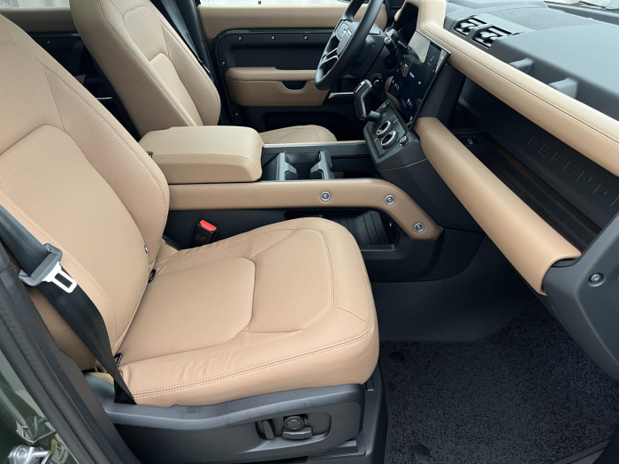 Land Rover Defender 110 D350 X-DYNAMIC HSE AWD AUT 3.0 d Dynamic
