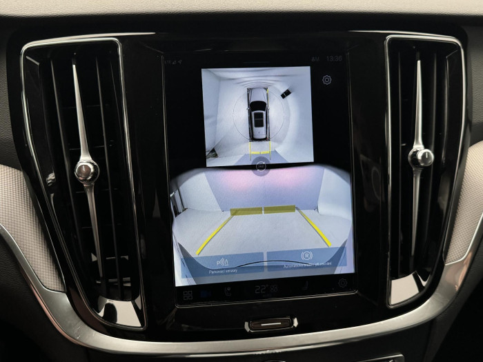 Volvo V60 CC B5 AWD PLUS AUT 1.maj