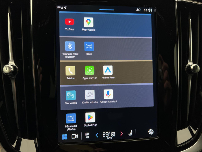 Volvo V60 T6 AWD RECHARGE PLUS DARK AUT