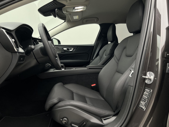 Volvo V60 CC B5 AWD PLUS BRIGHT AUT