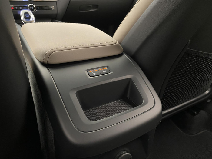 Volvo XC60 T6 AWD AUT DARK PLUS