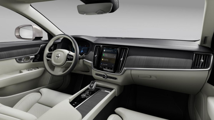 Volvo V90 B4 AWD AUT CROSS COUNTRY PLUS 2.0 Plus