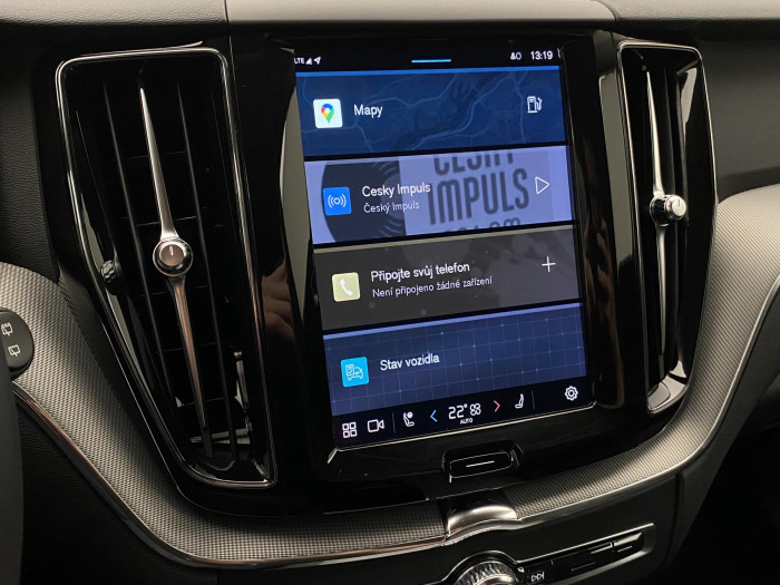 Volvo XC60 B4 AWD DARK PLUS REZERVACE