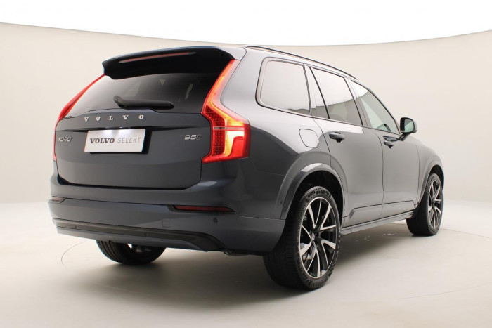 Volvo XC90 B5 AWD ULTIMATE DARK 1. maj