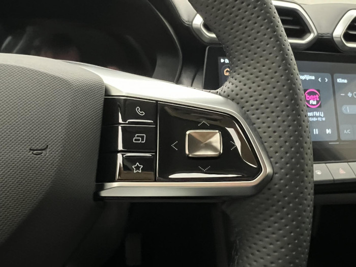 MG ZS ICE ELEGANCE 1.5 MAN 1.5 Elegance