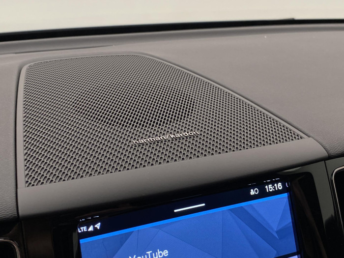 Volvo XC60 T6 AWD PLUG-IN DARK PLUS AUT