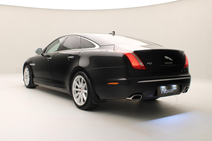 Jaguar XJ 3.0 V6D AUT 3.0 d