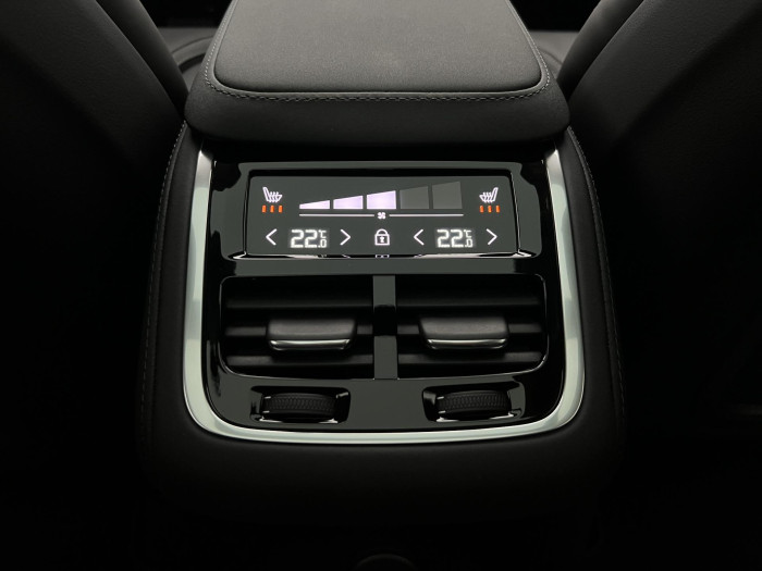 Volvo XC90 T8 AWD RECHARGE DARK PLUS AUT