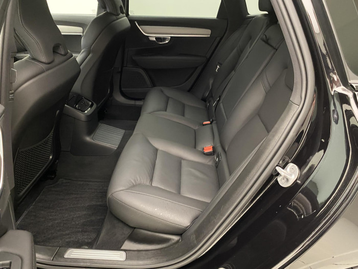 Volvo V90 T6 AWD PLUG-IN DARK PLUS AUT