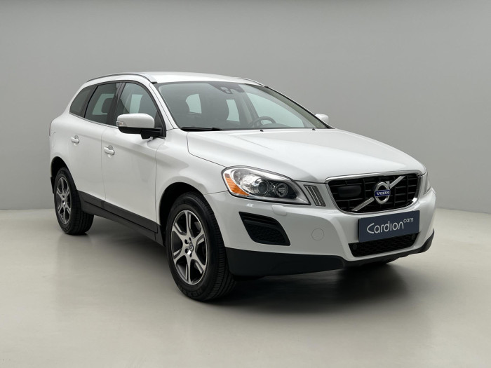 Volvo XC60 D3 AWD SUMMUM AUT CZ 2.4 d Summum