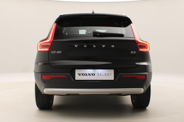 Volvo XC40 B3 CORE AUT CZ 1.maj