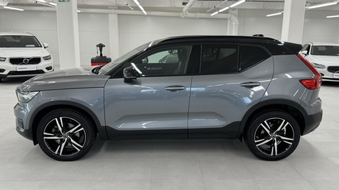 Volvo XC40 D4 AWD R-DESIGN REZERVACE 2.0 d