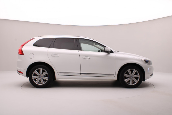 Volvo XC60 T6 AWD INSCRIPTION AUT CZ