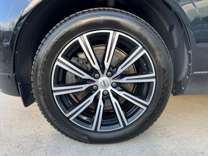 Volvo XC60 B4 AWD INSCRIPTION Aut CZ