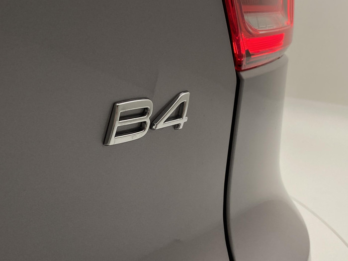 Volvo XC40 B4 AUT DARK PLUS