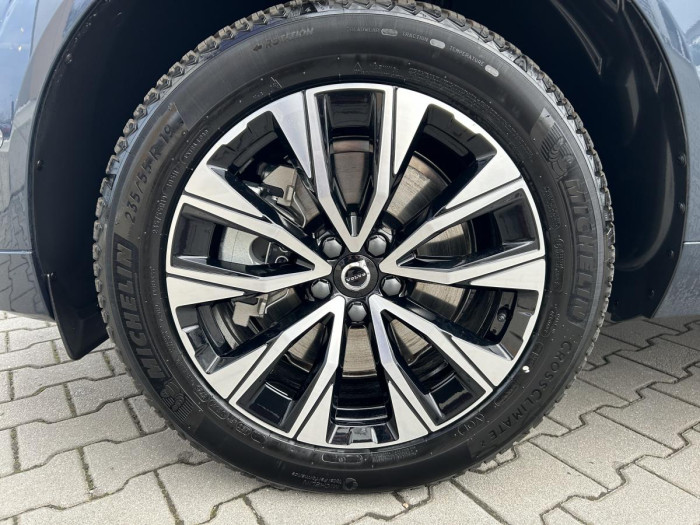 Volvo XC60 B5 AWD AUT DARK PLUS 2.0 Plus