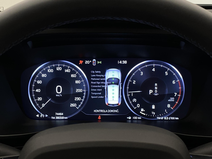 Volvo XC40 B4 AWD INSCRIPTION AUT CZ